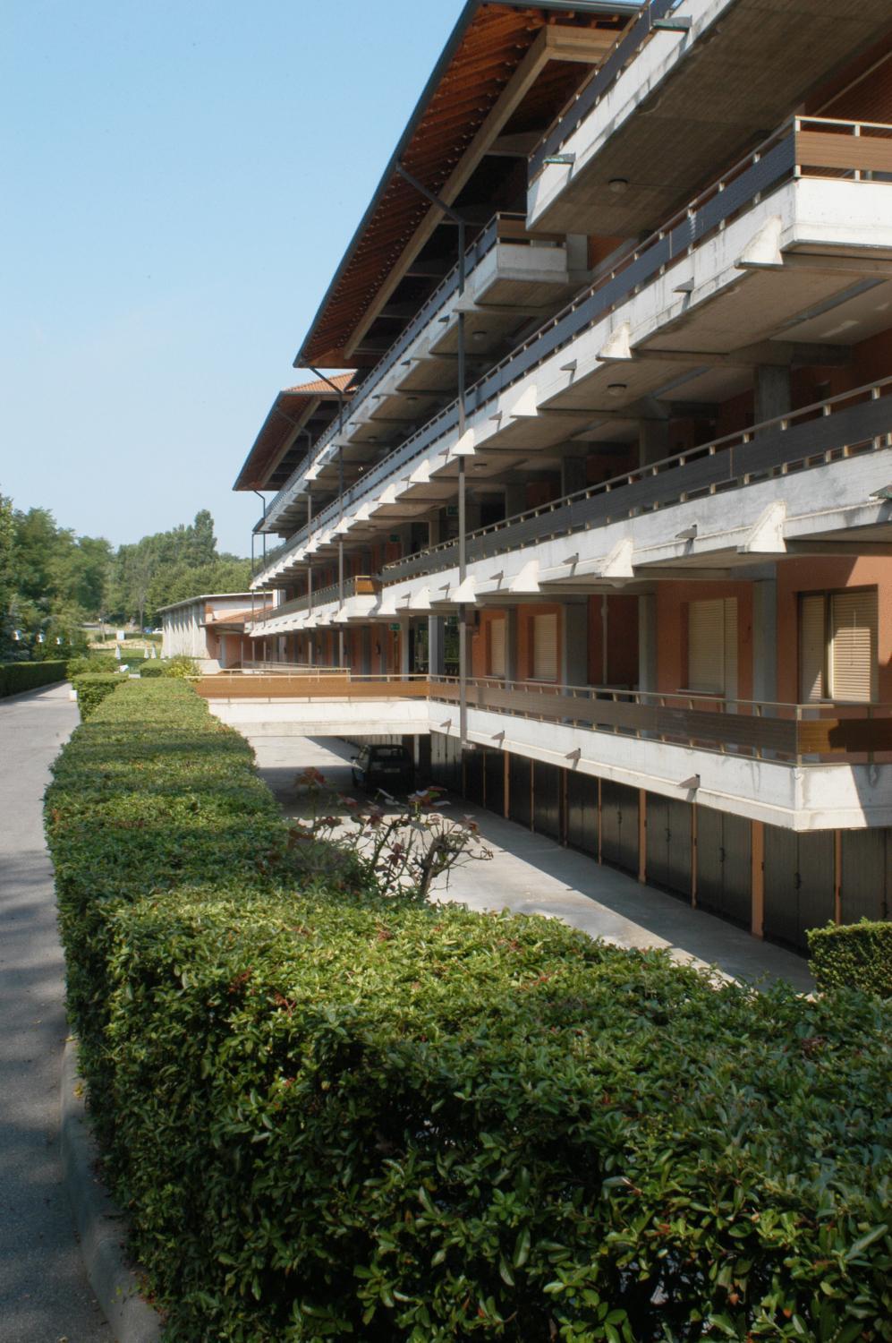 Residence Hotel Health House Desenzano del Garda Exterior photo